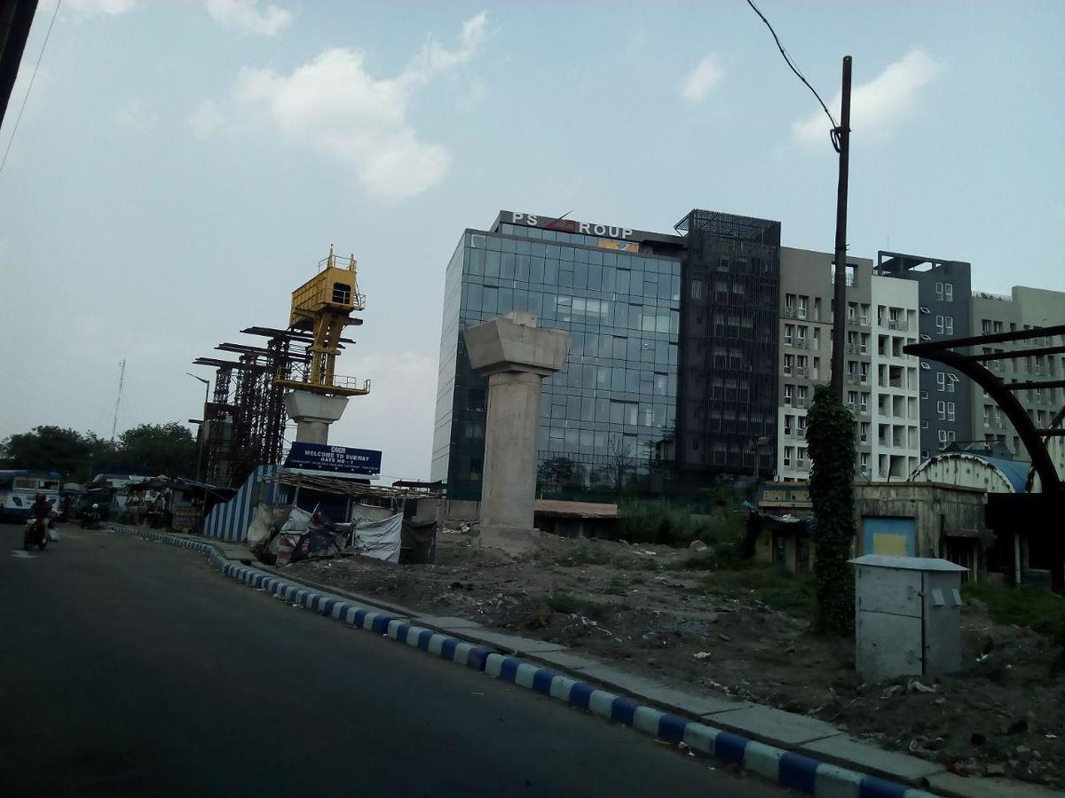 Lakeview Service Apartments Calcutta Eksteriør billede