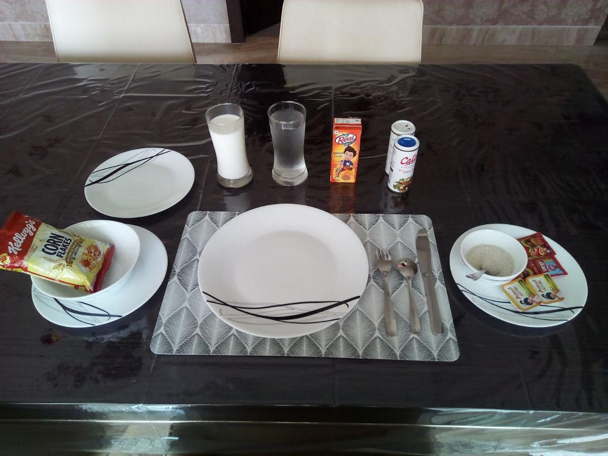 Lakeview Service Apartments Calcutta Eksteriør billede